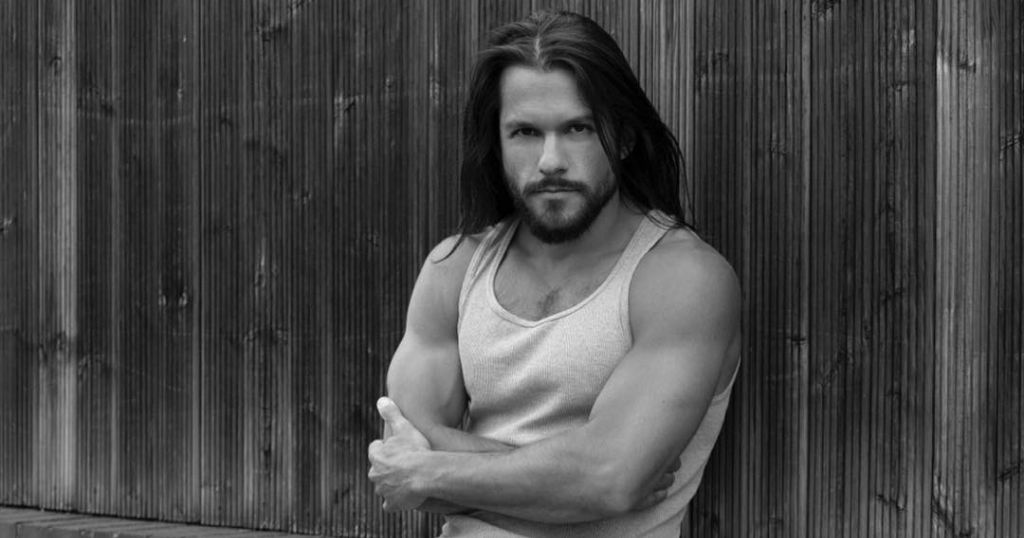 Shahar Isaac Professional Acting Career
