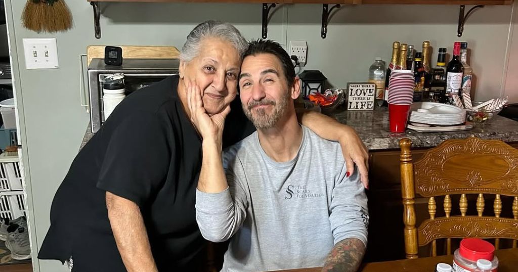 Sully Erna Early Life and Background